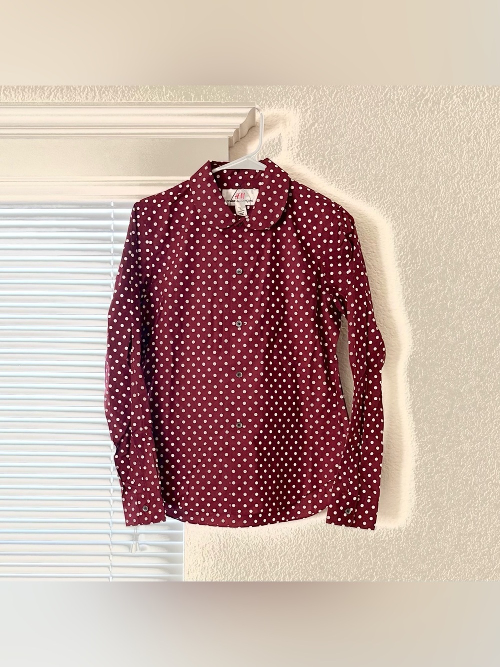 H&M & Comme des Garçons brand new with tag. Burgundy Polka Dot Button-Down Blous